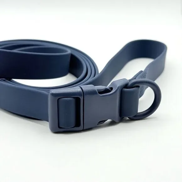 Navy Waterproof Dog Leash - Picture 3 of 3
